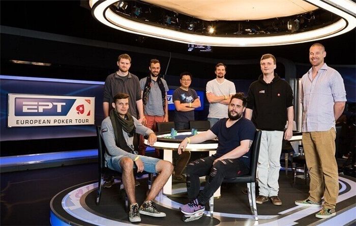 Главное событие EPT выиграл инструктор по вождению Главное событие EPT выиграл инструктор по вождению